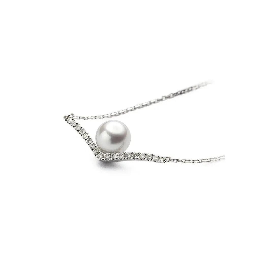 8mm Freshwater Cultured Pearl Chevron Necklace