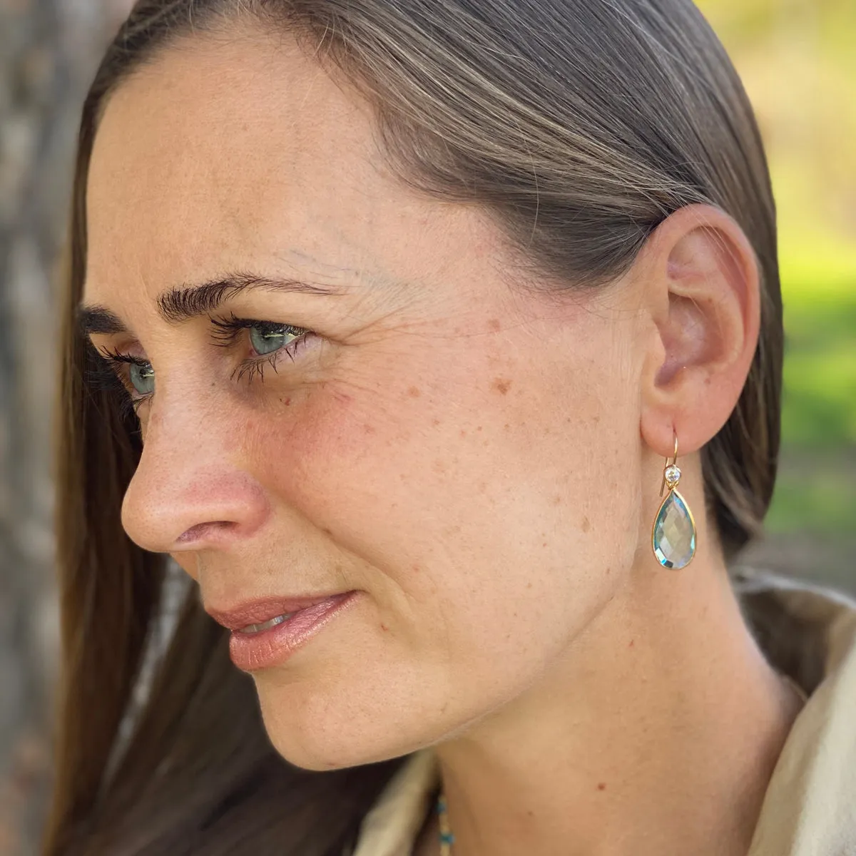 Asymmetrical Aquamarine Crystal Necklace and Earrings for Courage