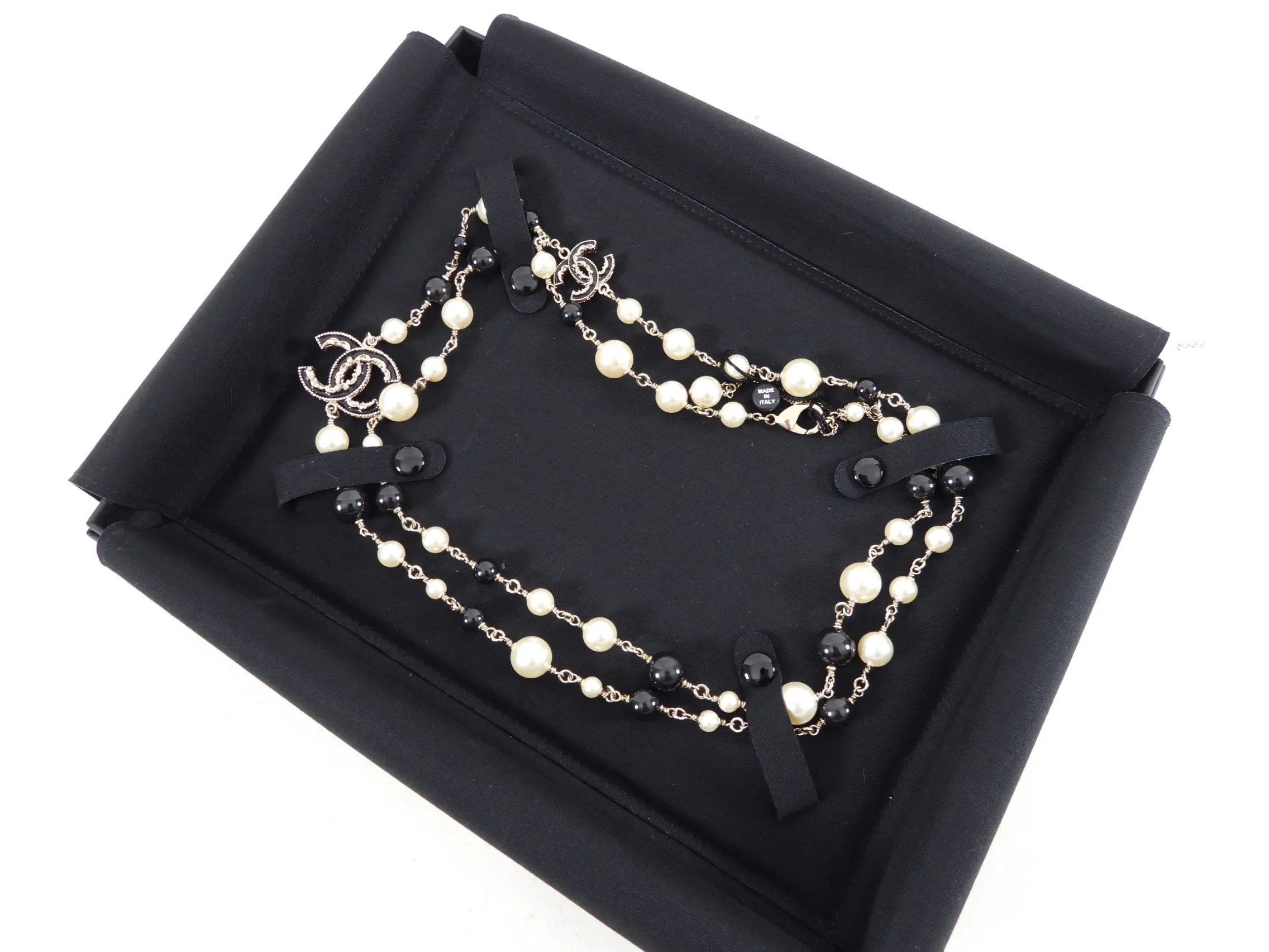 Chanel 14B Stunning Long Pearl Gripoix CC Enamel Necklace - Exquisite and Timeless Jewelry Piece