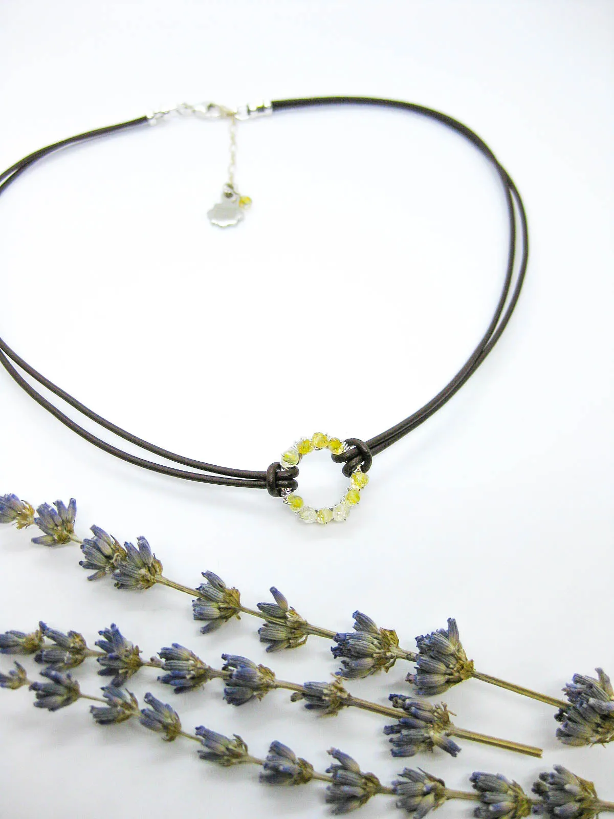 Circle: Citrine Leather Necklace - n465