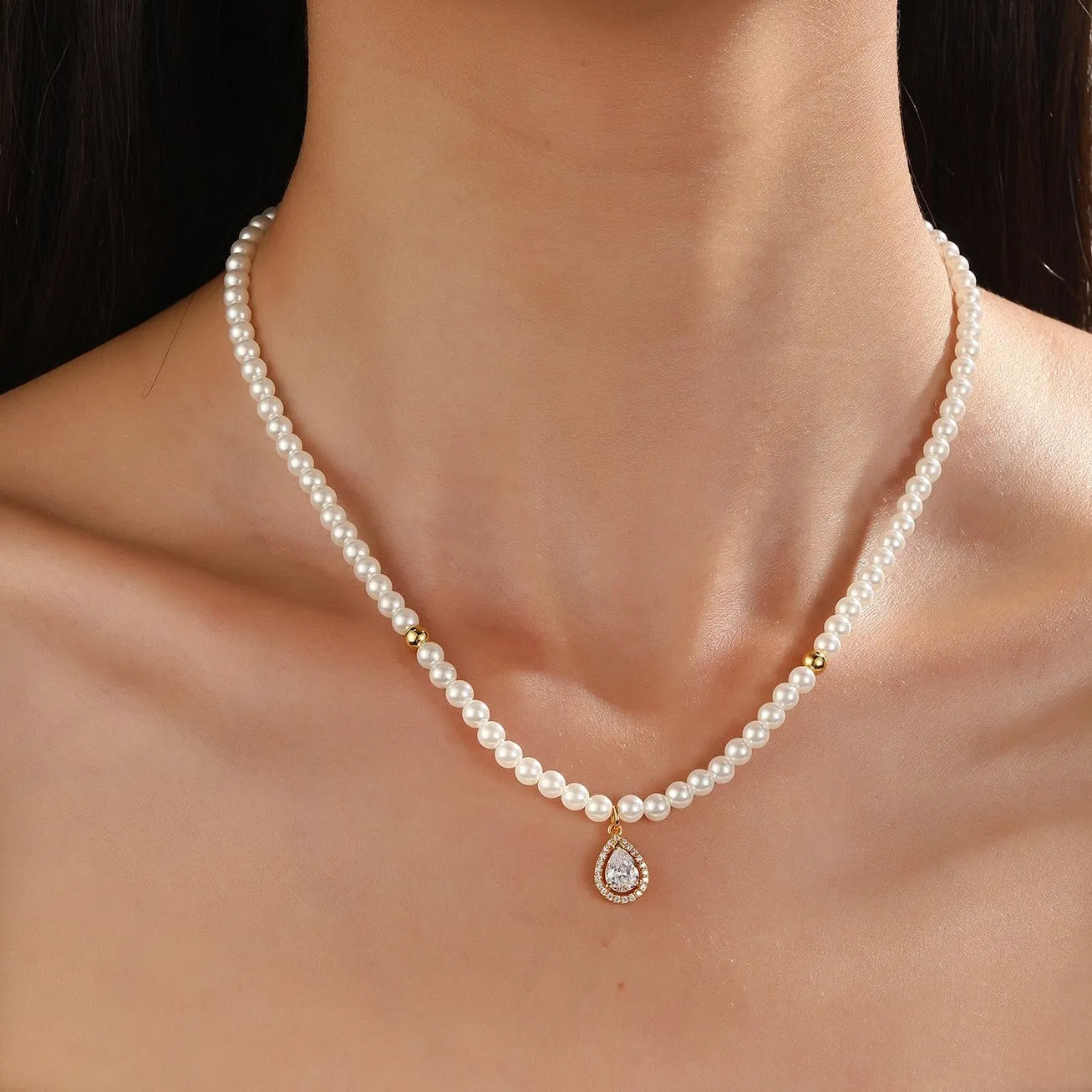 Classic Pure White Gemstone Pearl Necklace