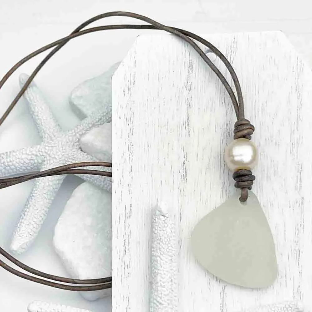 Crystal Clear Sea Glass and Freshwater Pearl Leather Necklace | #1910