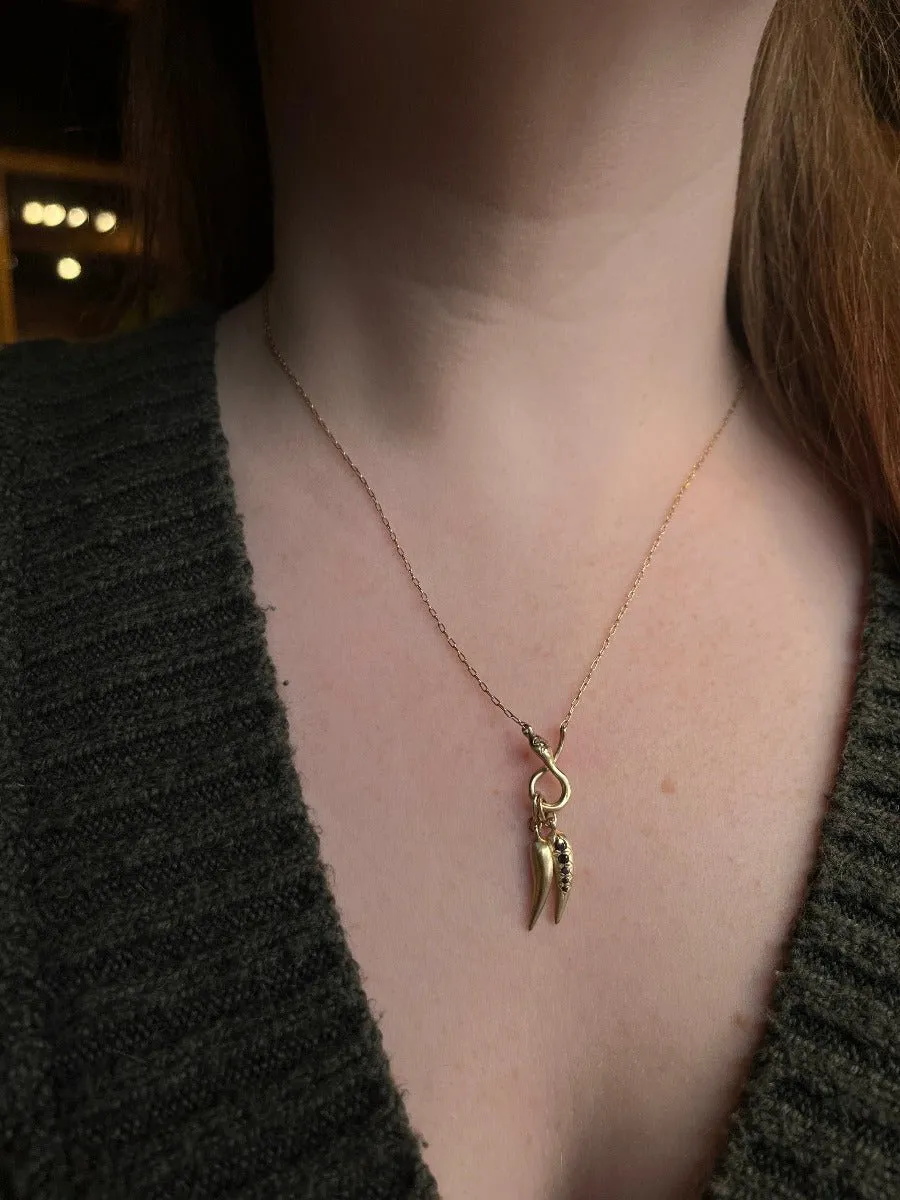  Danyell 10k Gold Chili Pendant 