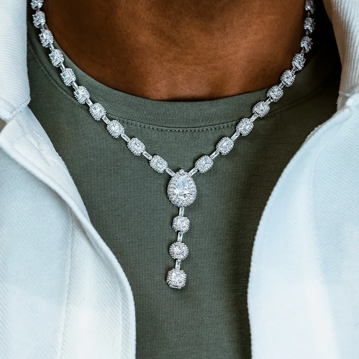 Elegant Diamond Cushion Cut Lariat Necklace - Stunning Chain Design with Dazzling Brilliance