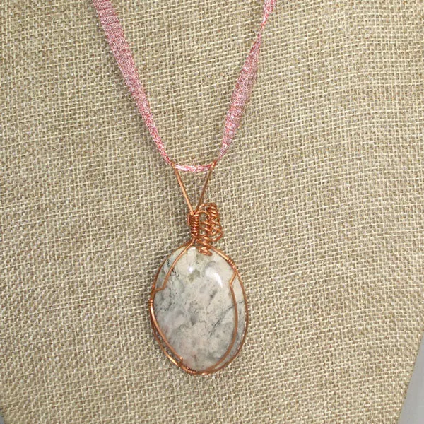 Fairlee Picture Stone Cabochon Pendant Necklace