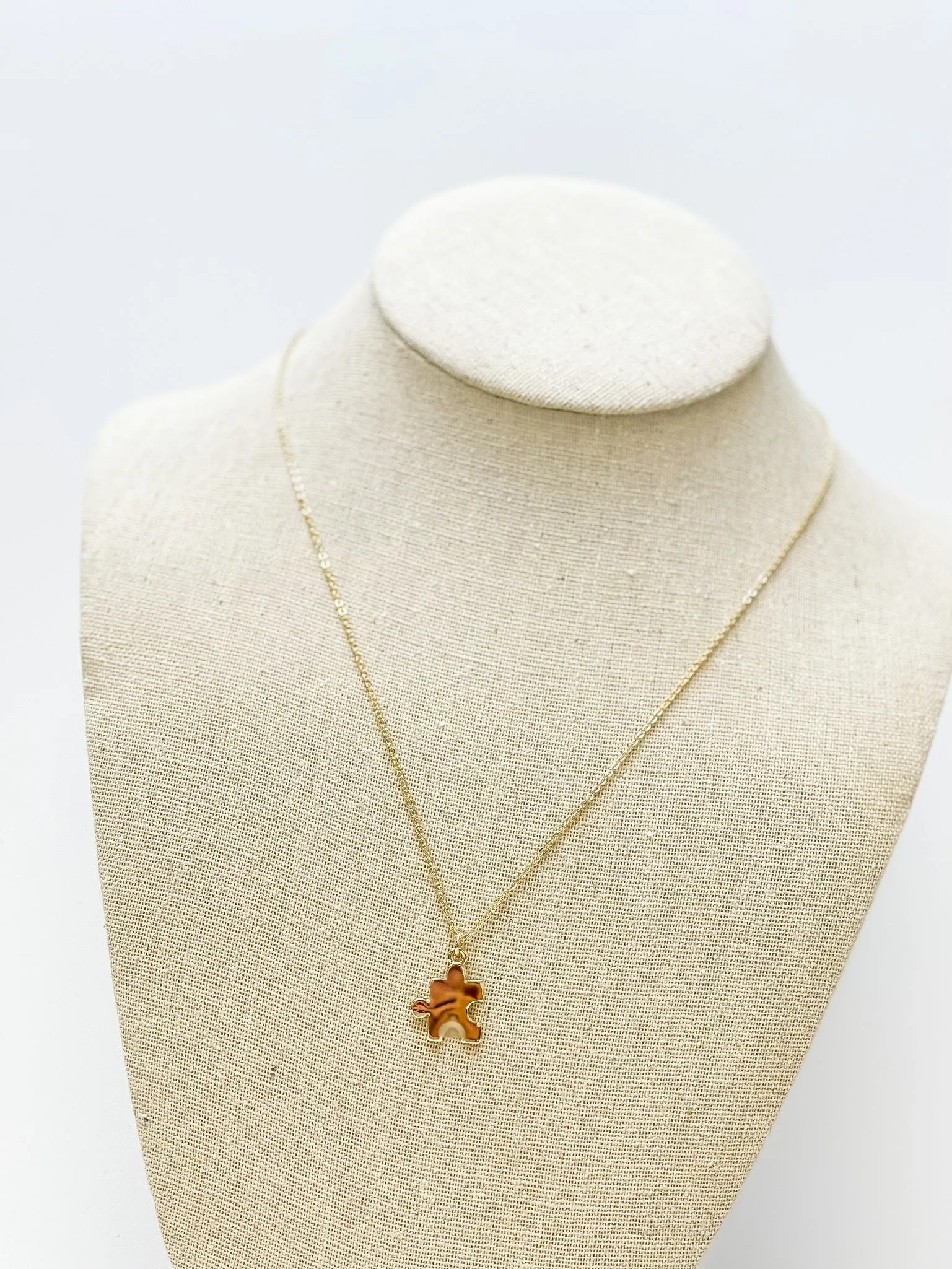 Puzzle Piece Pendant Necklace - Gold