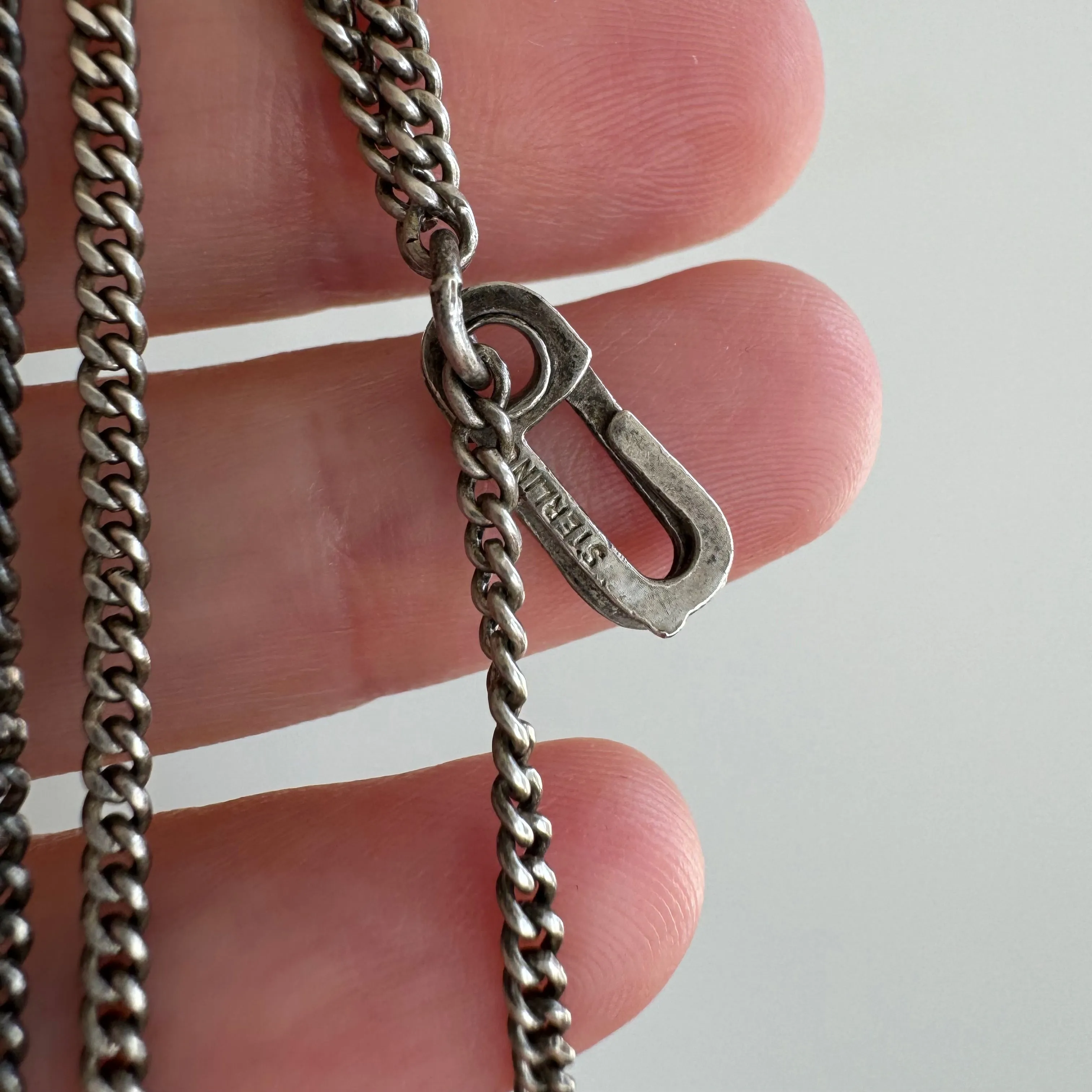 V I N T A G E // two sisters / sterling silver flat curb chain with two sister clasps / 28