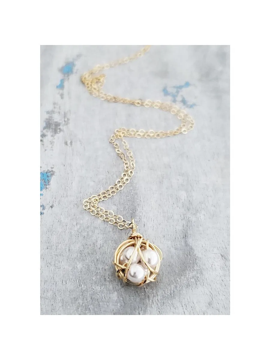 Woven Pearl Pendant Necklace