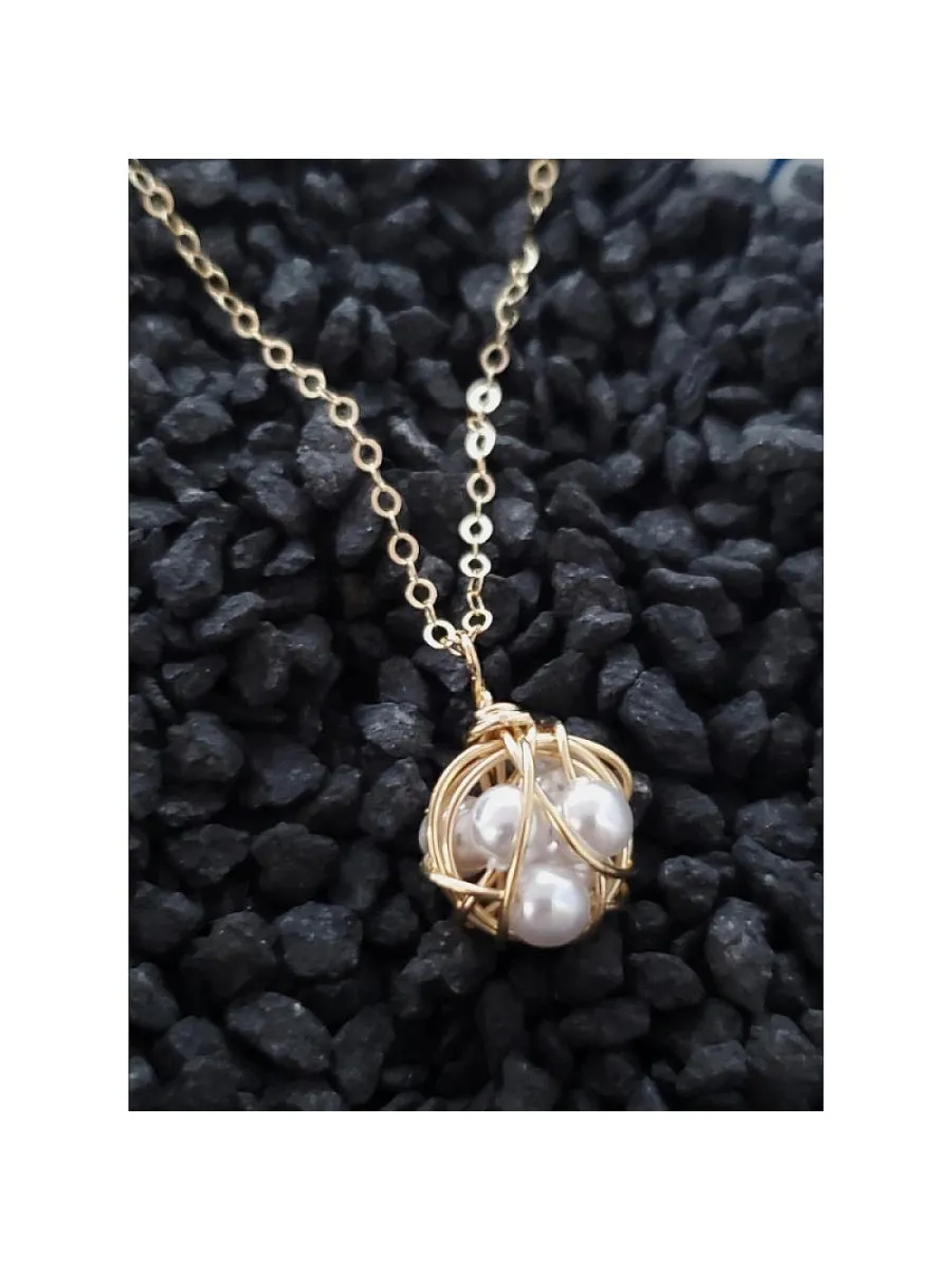 Woven Pearl Pendant Necklace